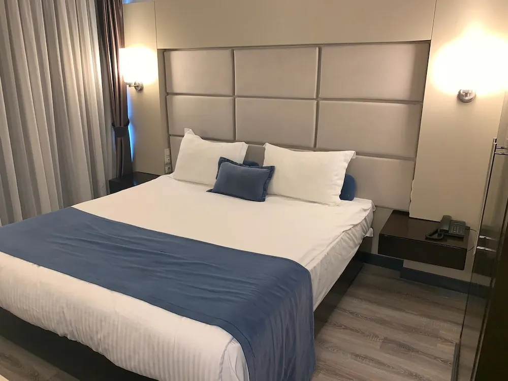 Business Oda, Şehir Manzaralı