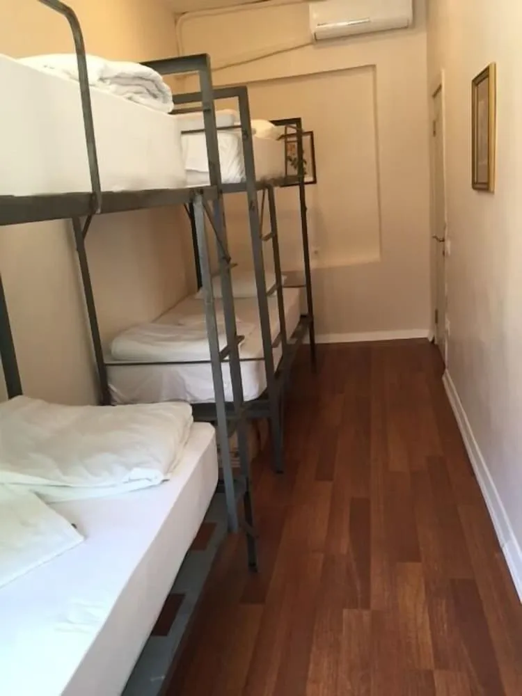 Ortak Ranzalı Oda, Karma Ranzalı Oda, Ortak Banyo