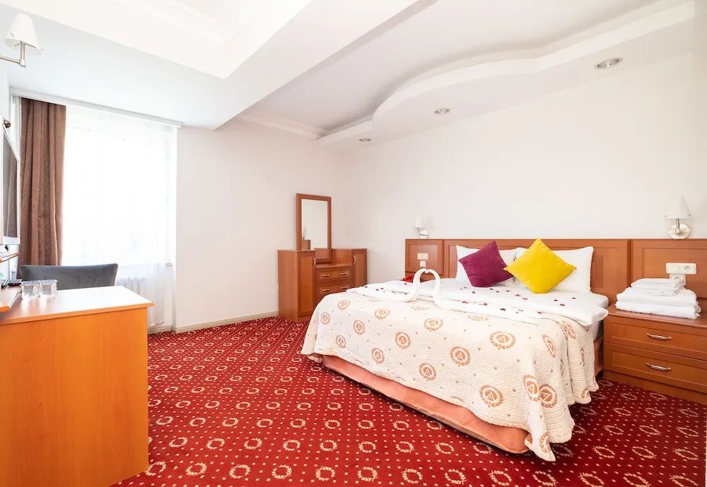 Suite room