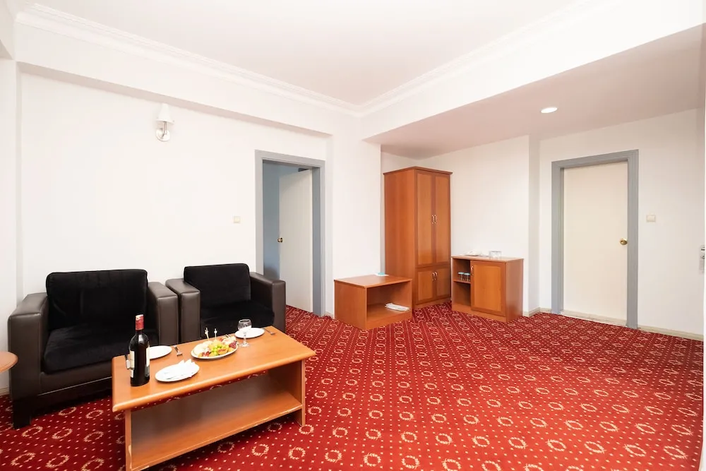 Suite room