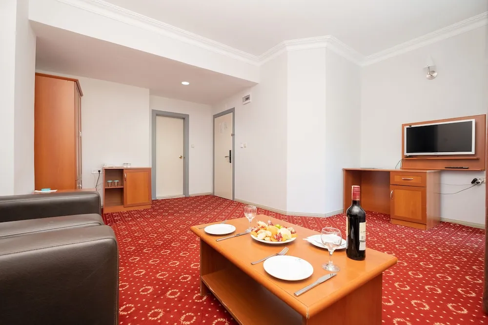 Suite room