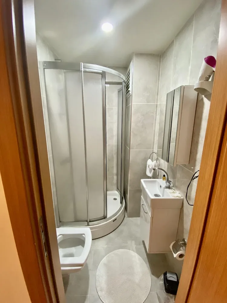 Deluxe Üç Kişilik Oda