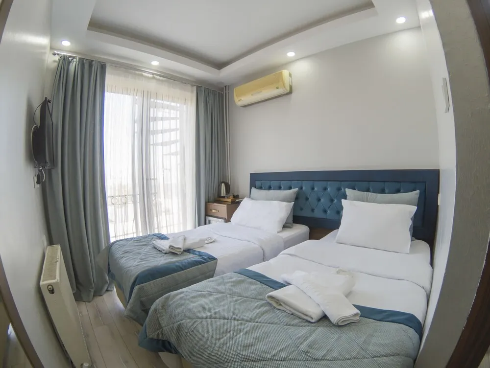 Standard Tek Büyük veya İki Ayrı Yataklı Oda, Sigara İçilmez