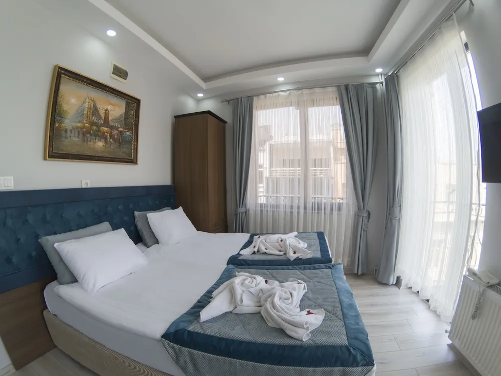 Standard Tek Büyük veya İki Ayrı Yataklı Oda, Sigara İçilmez