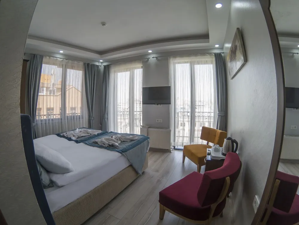Standard Üç Kişilik Oda, Sigara İçilmez