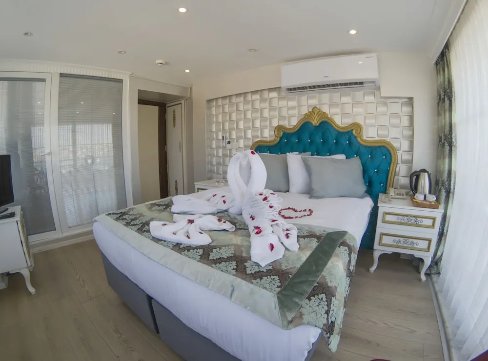 Deluxe Oda, 1 Çift Kişilik Yatak, Deniz Manzaralı, Deniz Üstü
