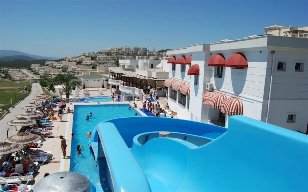 Göl Manzaralı, 2 Yatak Odalı Villa 7