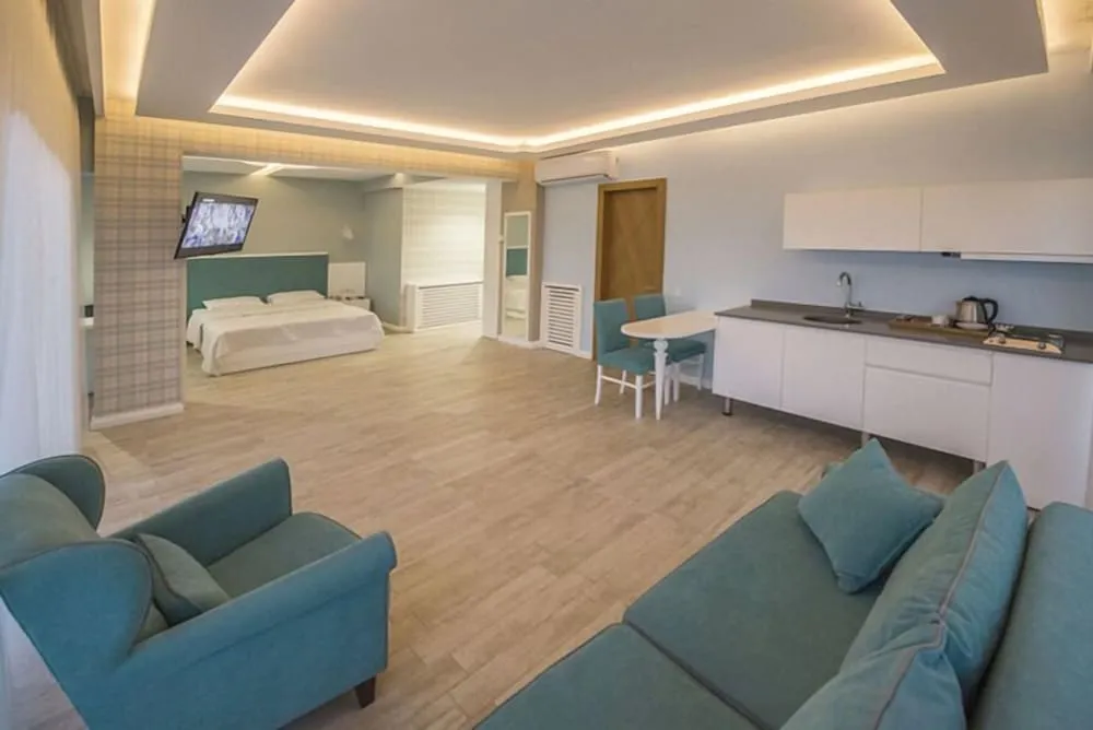 Deluxe Süit, Sigara İçilebilir