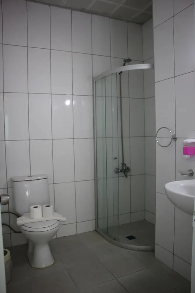 Standart Üç Kişilik Oda