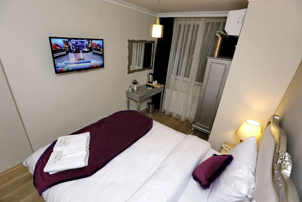 Economy Tek Büyük Yataklı Oda