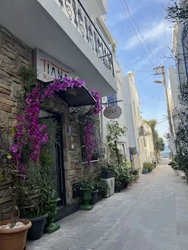 Tiana Butik Otel