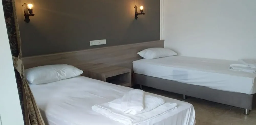 Standard Tek Büyük veya İki Ayrı Yataklı Oda