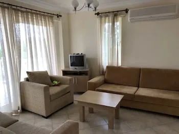 Göl Manzaralı, 3 Yatak Odalı Apart Daire 3, Likya Global