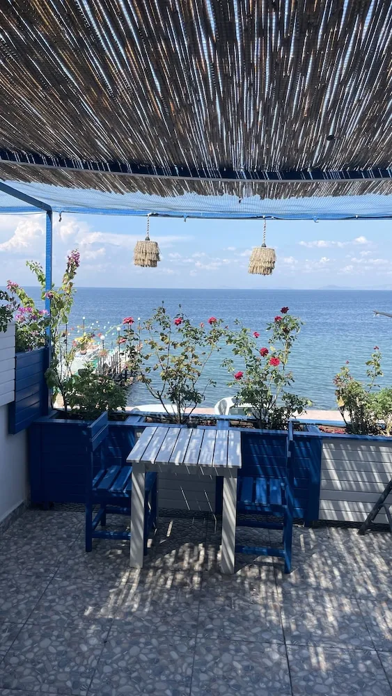 Deluxe Tek Büyük Yataklı Oda, Deniz Manzaralı