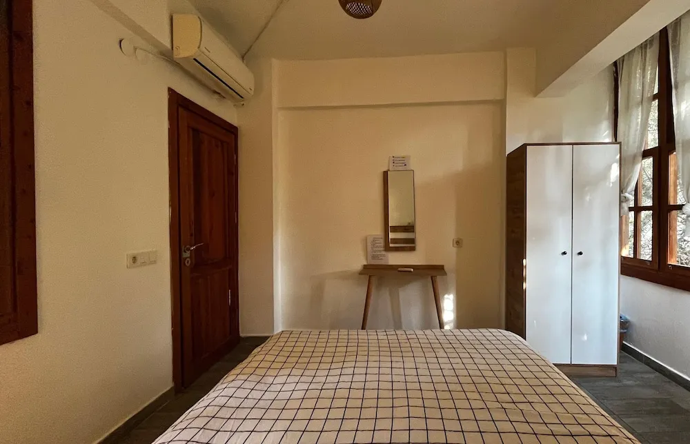 Economy Oda, Ortak Banyo