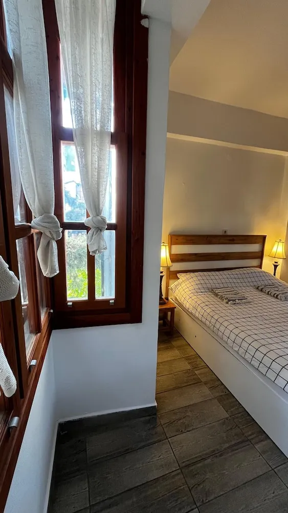 Economy Oda, Ortak Banyo