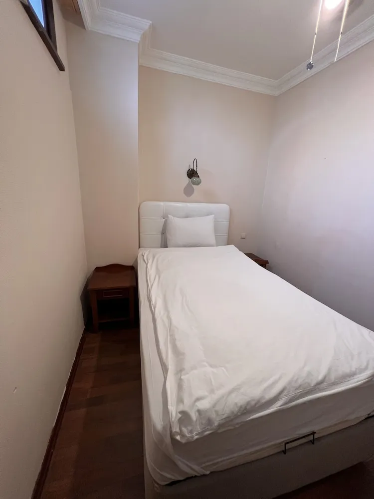 Economy Tek Kişilik Oda (Basement)