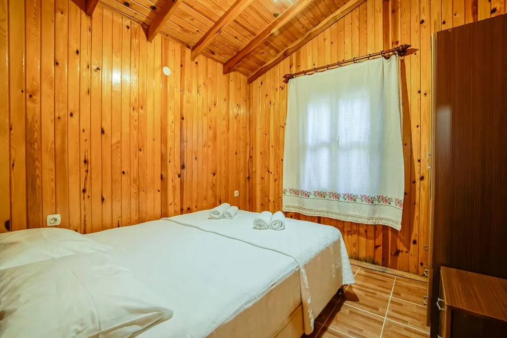 Superior Bungalov, Bahçe Manzaralı