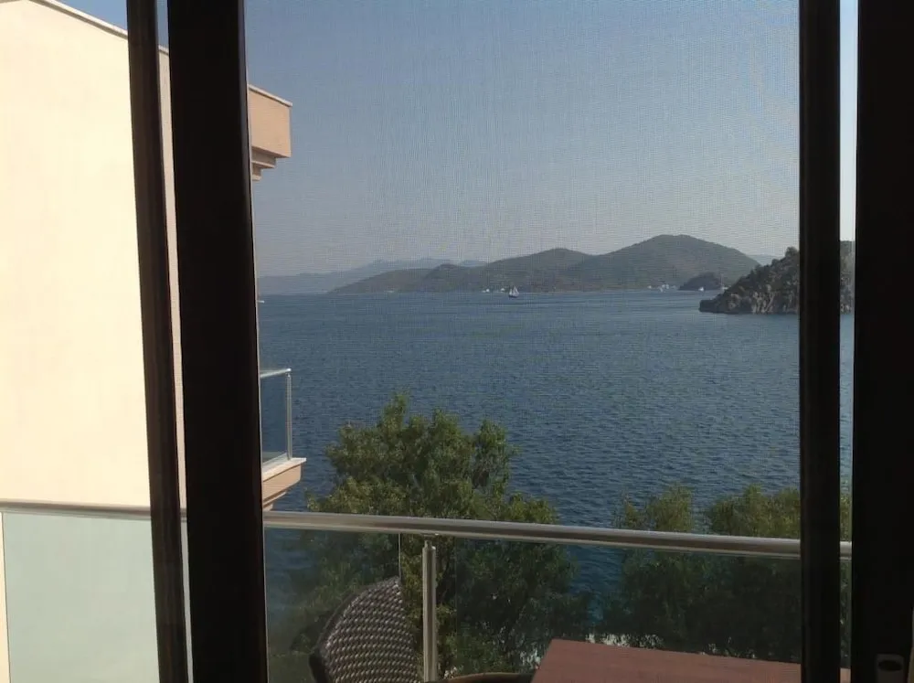 Comfort Tek Büyük Yataklı Oda, Deniz Manzaralı