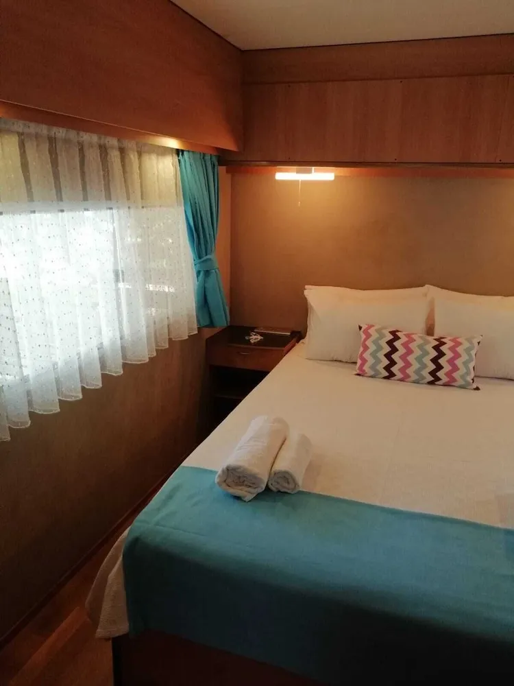 Deluxe Karavan