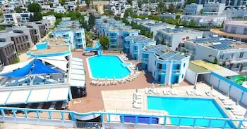 Carina Resort Hotel