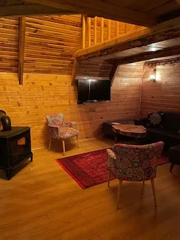 Bizim O'ra Küme Evleri & Bungalov