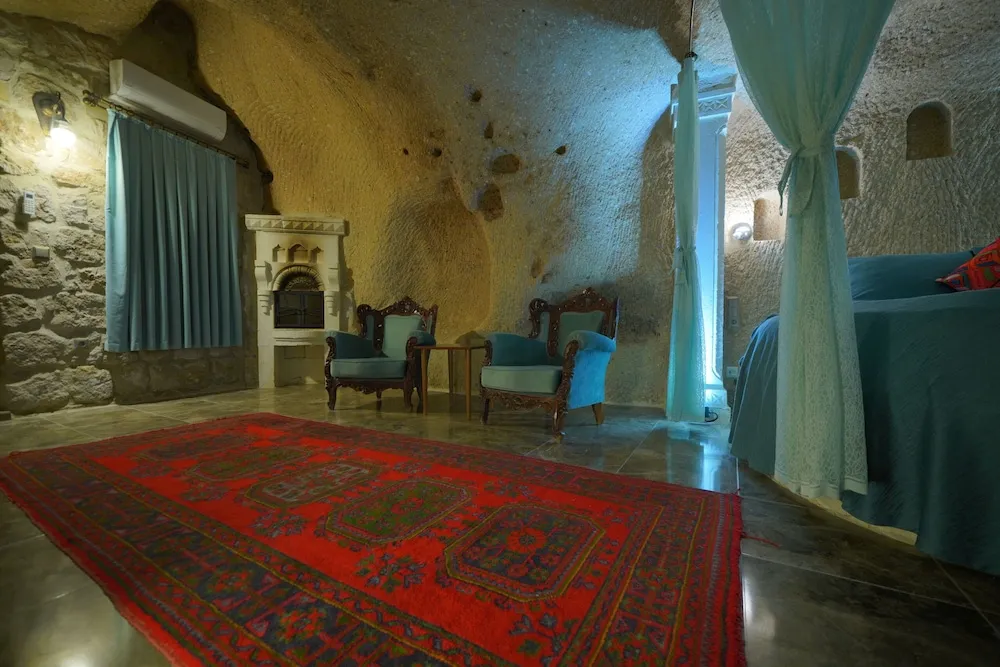 Sultan Cave Suite