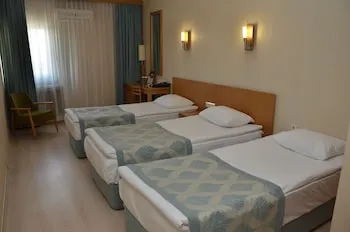 Gimat Otel
