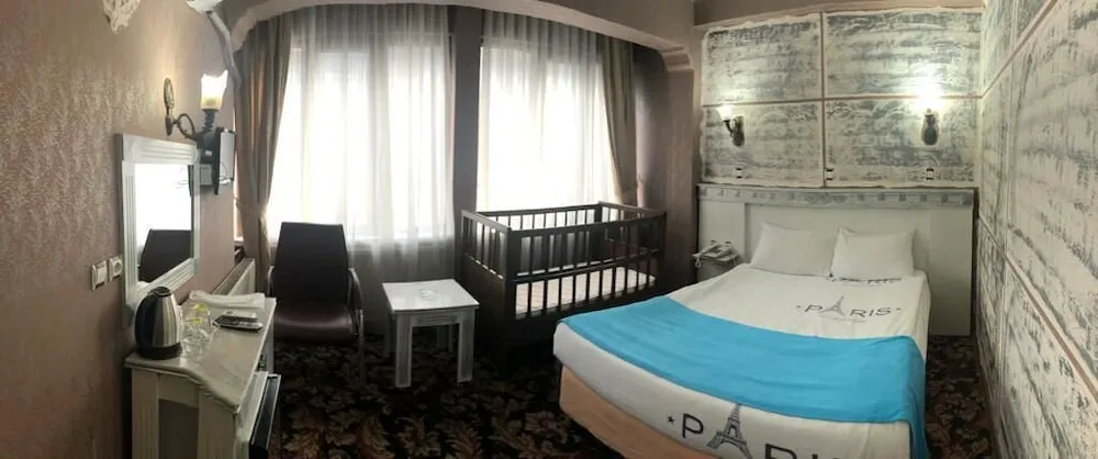 Standard Tek Büyük Yataklı Oda