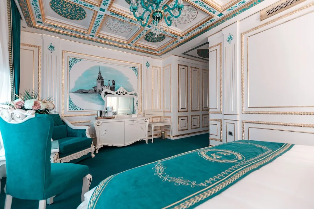 Premium Room with Free Spa Access (Self use & Shared)