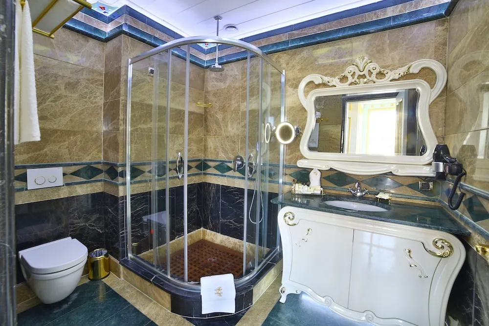 Premium Room with Free Spa Access (Self use & Shared)