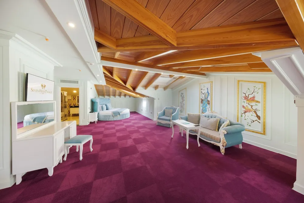 Design Çatı Katı Süiti (Penthouse)