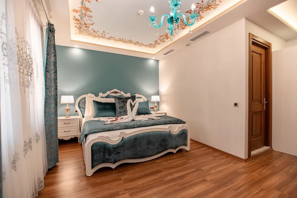 Superior Room (Annex Building) with Free Spa Access (Self use & Shared)