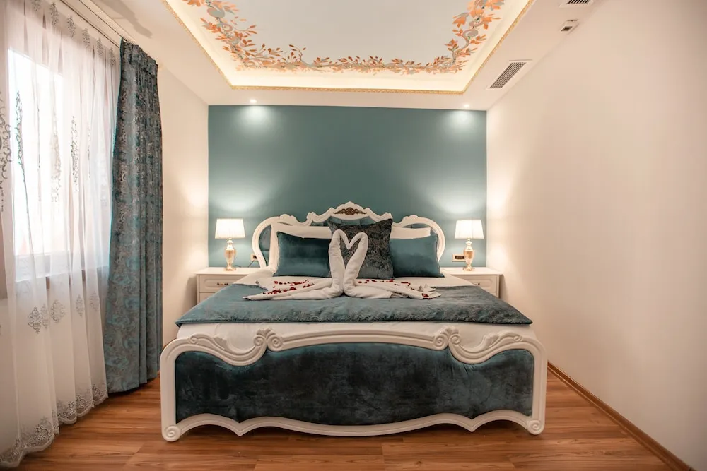 Superior Room (Annex Building) with Free Spa Access (Self use & Shared)