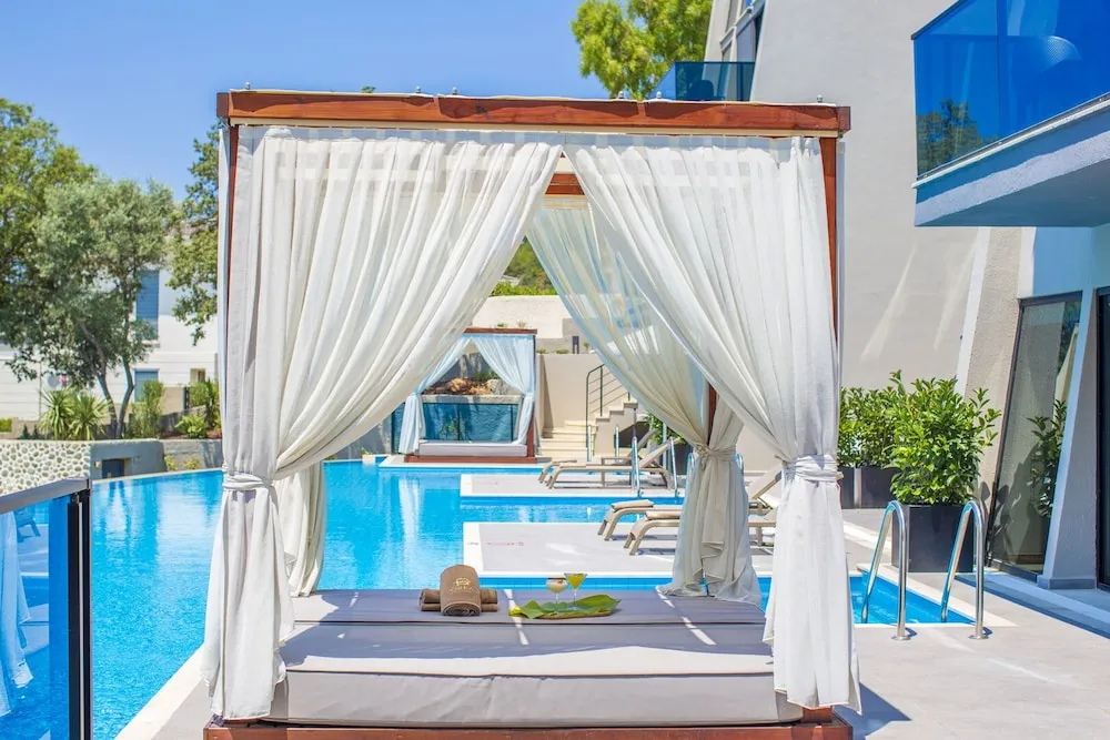 Deluxe Süit (Swim Up)