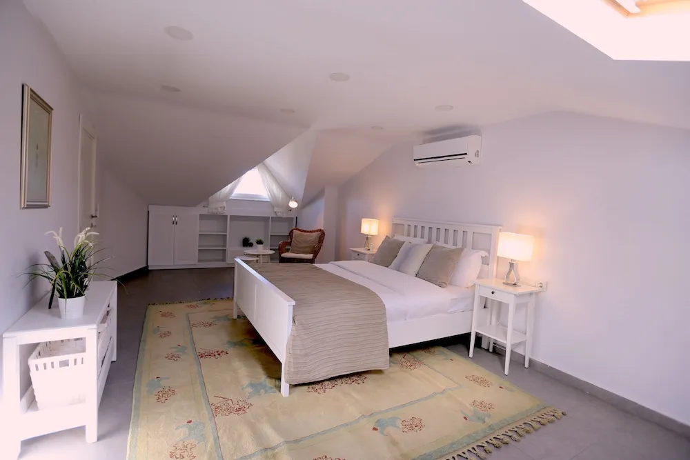 Deluxe Dubleks, Sıcak Su Küveti (Attic)