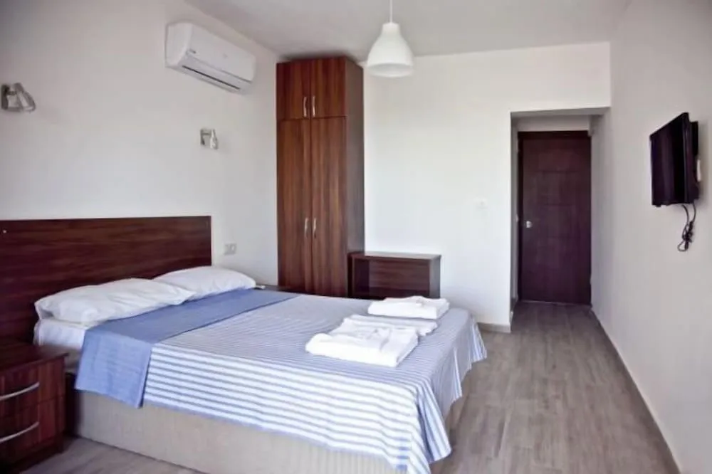 Standard Oda, Bahçe Manzaralı