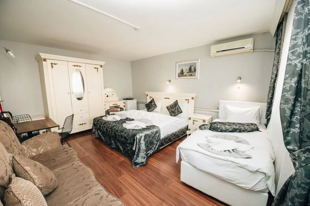 (A) Triple Room (3rd Floor)