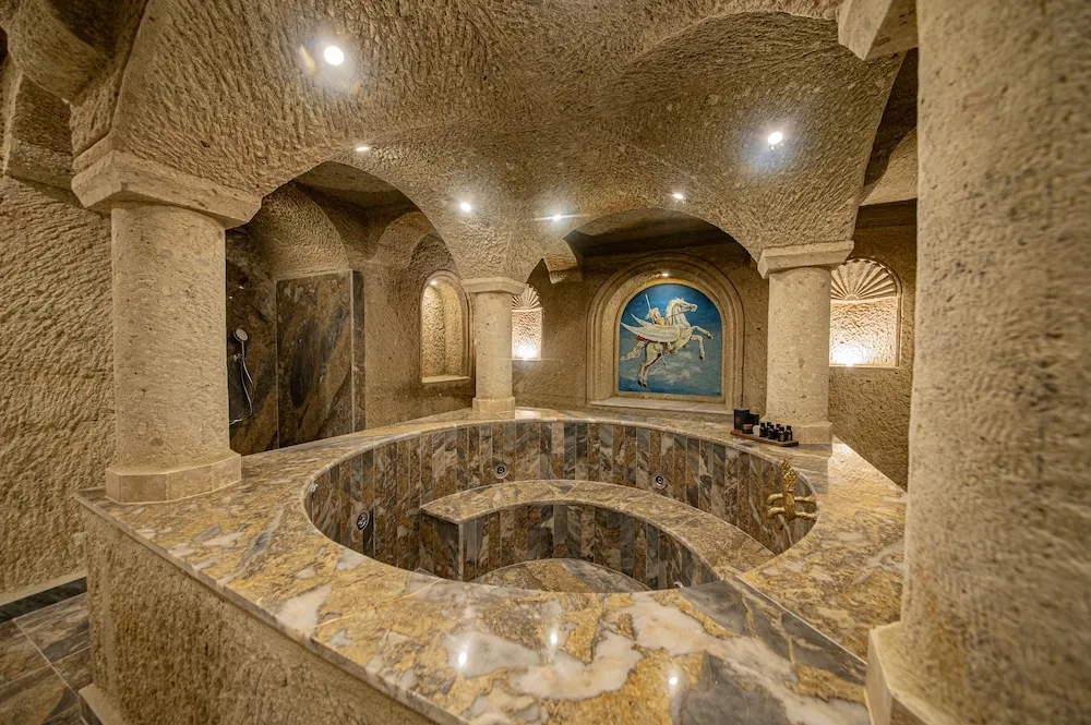 SUPERIOR KING SUITE