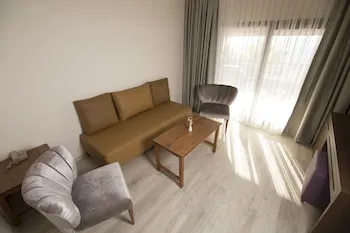 Neopol Hotel Deluxe