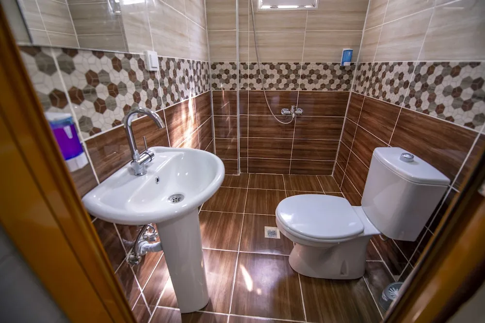 City Tek Büyük Yataklı Oda