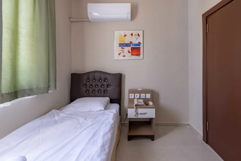 Tek Kişilik Oda, 1 Tek Kişilik XL Yatak, Sigara İçilmez