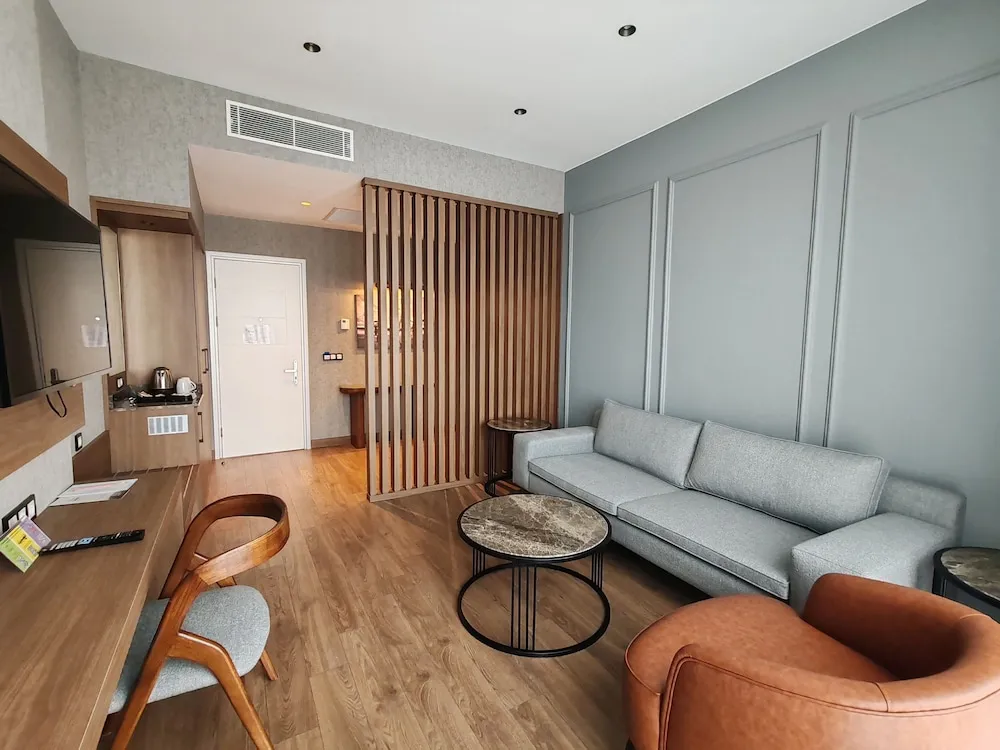 Deluxe Suite Room