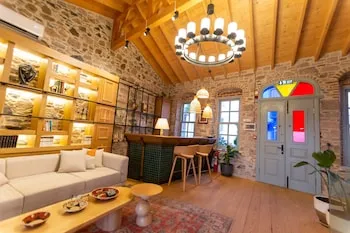 Qara Otel