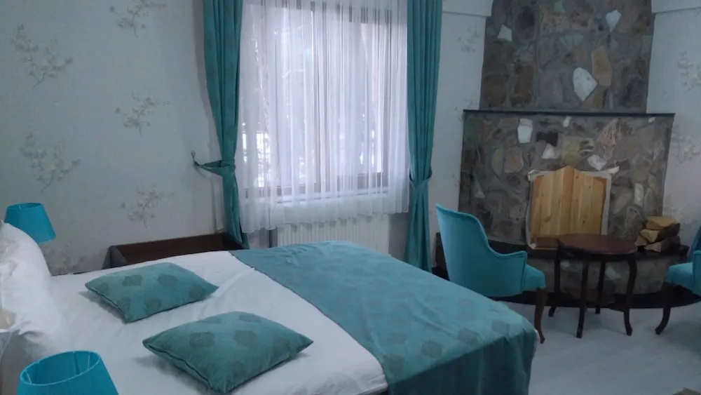 Comfort Tek Büyük Yataklı Oda, 2 Yatak Odası, Şömine