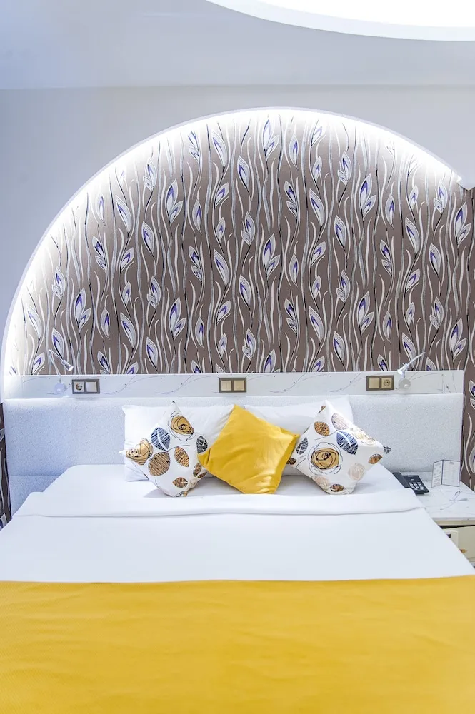 Deluxe Tek Büyük veya İki Ayrı Yataklı Oda