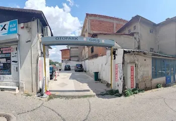 Taç Home
