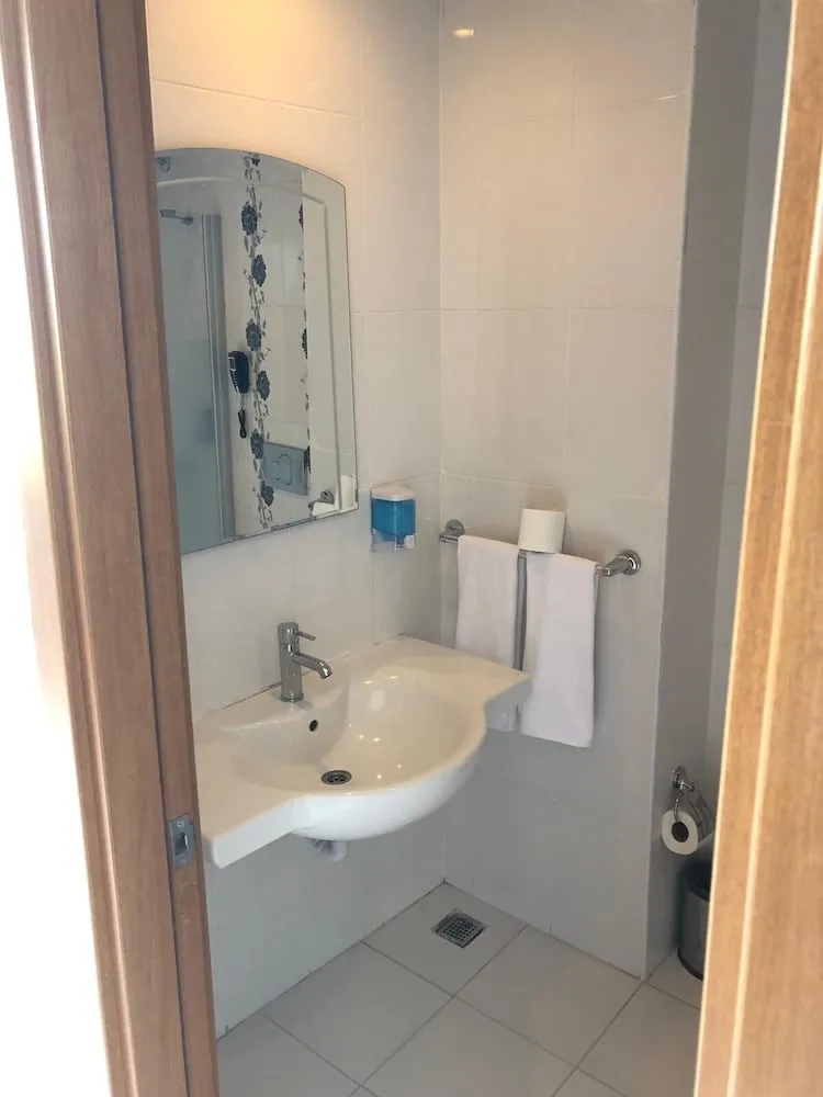 Standard Tek Büyük veya İki Ayrı Yataklı Oda, 2 Tek Kişilik Yatak, Sigara İçilmez, Dağ Manzaralı