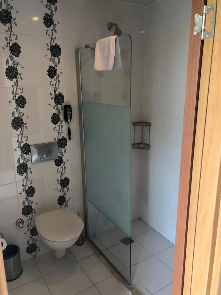 Standard Tek Büyük veya İki Ayrı Yataklı Oda, 2 Tek Kişilik Yatak, Sigara İçilmez, Dağ Manzaralı