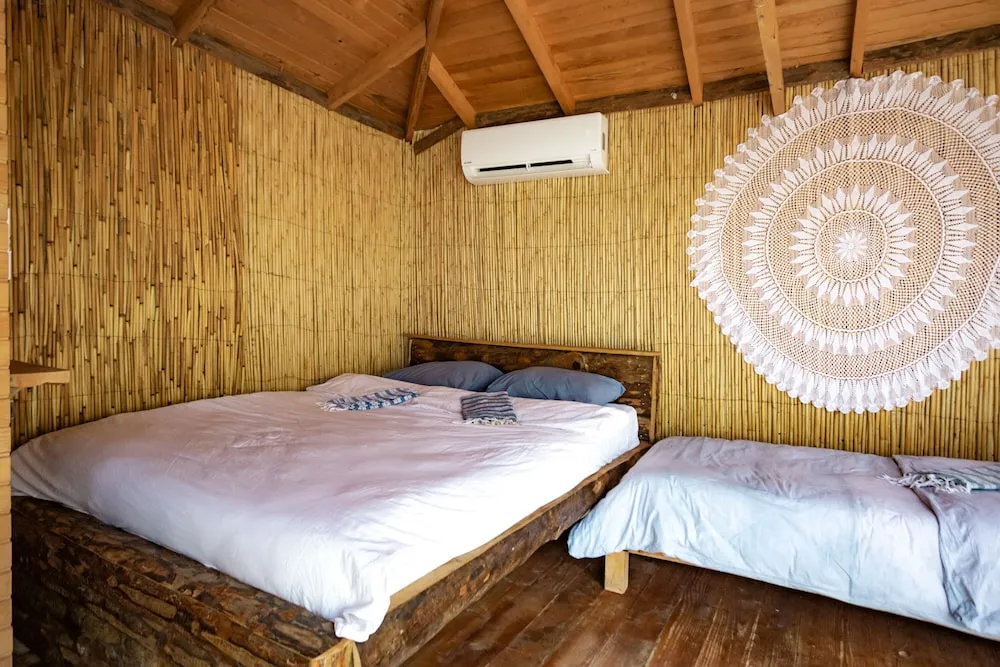 Bungalov (Multiple Beds for 3 guests, BLUES)